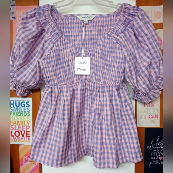 DAVI & DANI Tops - NWT Davi & Dani size small checkered smock top